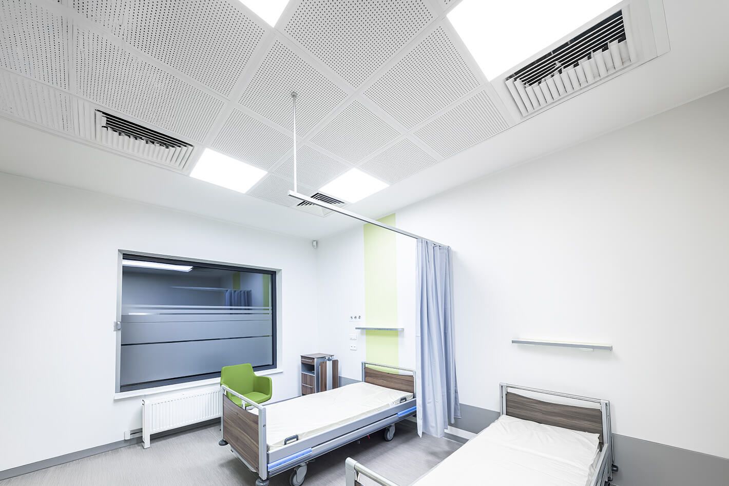 LL Realizacja Halluxmed Ortopedia Klinika Sala Chorych